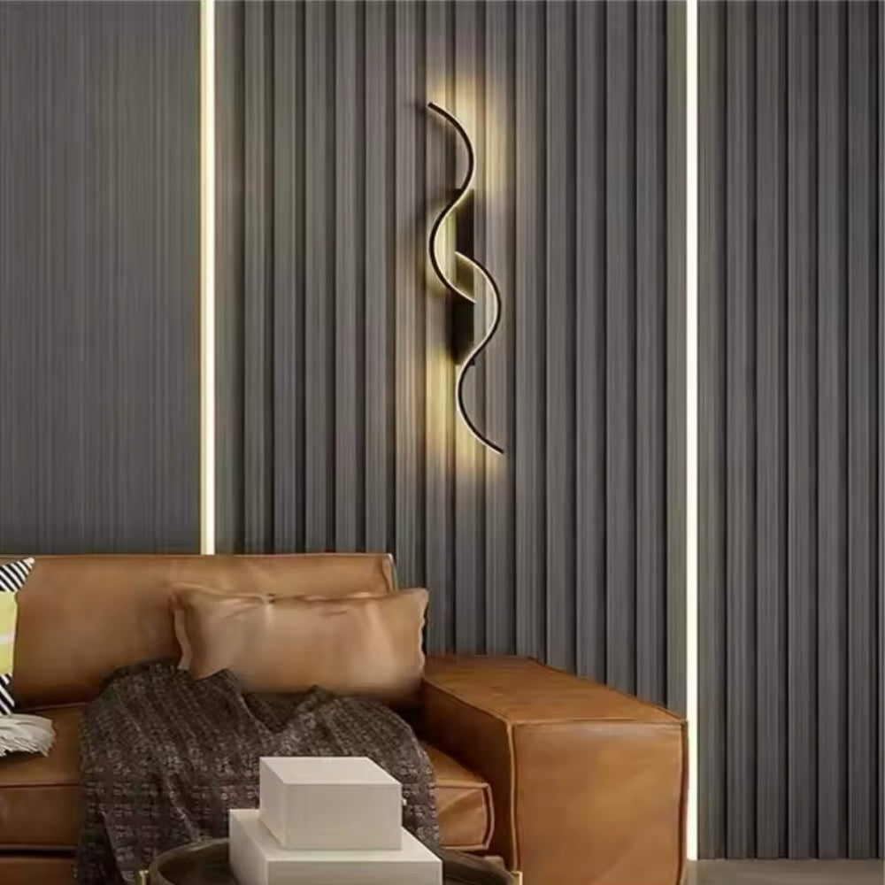 Nastavljiva LED stenska svetilka v skandinavskem slogu