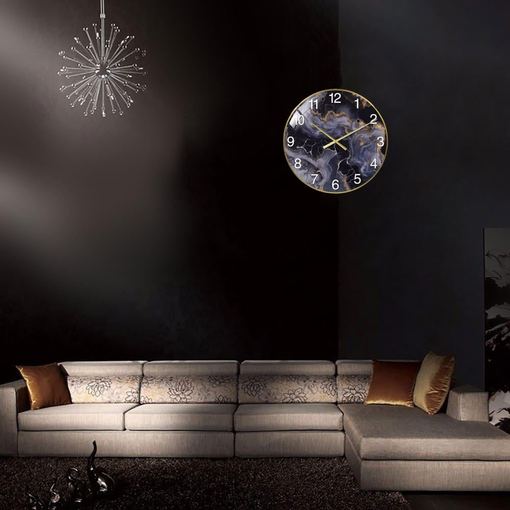 Moderna steklena stenska ura z marmornim dizajnom