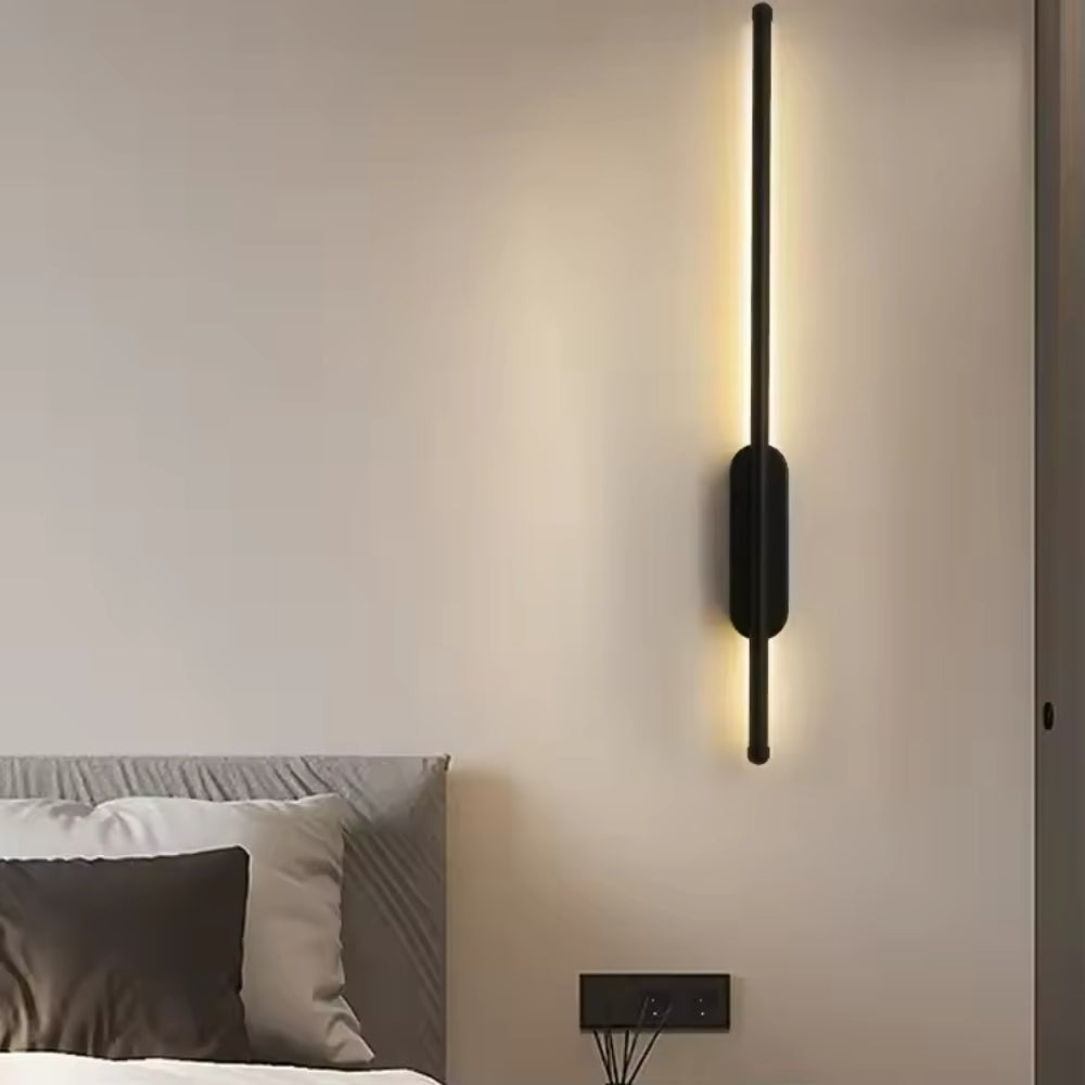 Nastavljiva LED stenska svetilka v skandinavskem slogu